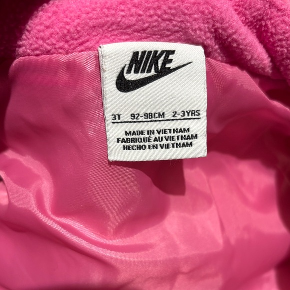 Nike Toddler Matching Outfit with Puffer Vest - Picture 4 of 4